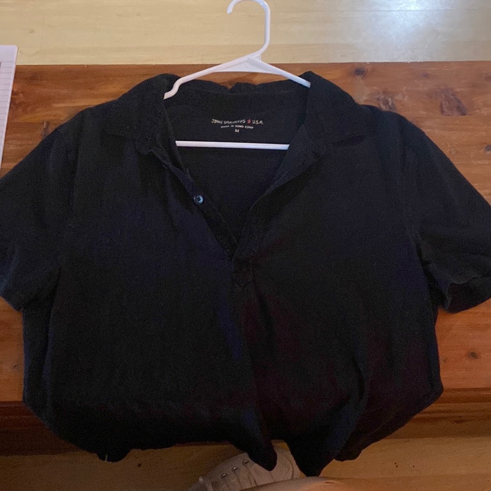 Black tshirt